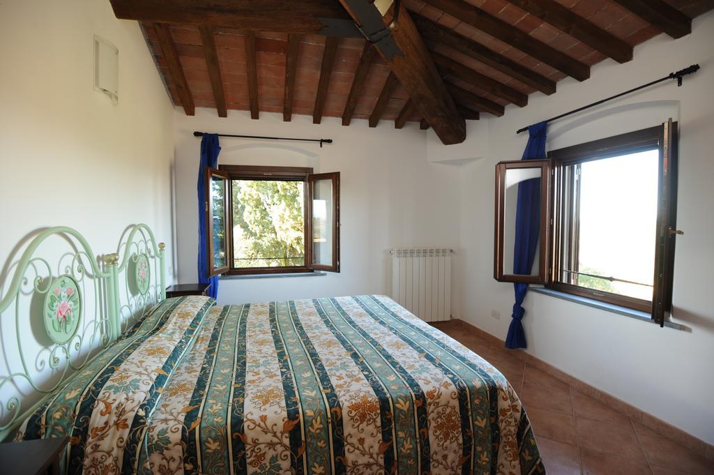 Fattoria Casanova Villa Palaia Rum bild